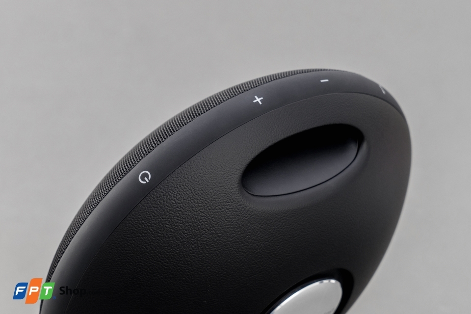 Trên tay loa Harman Kardon OnyX Studio 3 (Ảnh 2) Trên tay loa Harman Kardon OnyX Studio 3 (Ảnh 2)