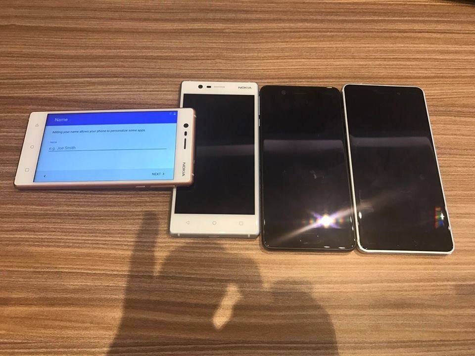 Trên tay Nokia 3, Nokia 5, Nokia 6 và Nokia 3310 tại Việt Nam (Ảnh 7) Trên tay Nokia 3, Nokia 5, Nokia 6 và Nokia 3310 tại Việt Nam (Ảnh 7)