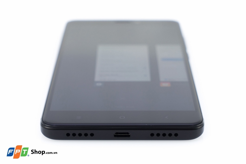 Trên tay Xiaomi Redmi Note 4: Thiết kế kim loại (Ảnh 14) Trên tay Xiaomi Redmi Note 4: Thiết kế kim loại (Ảnh 14)