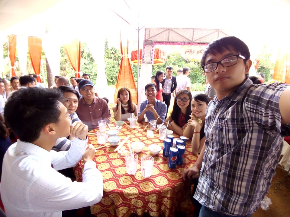 Đánh giá Infinix S2: Giải pháp selfie góc rộng (Ảnh 6)