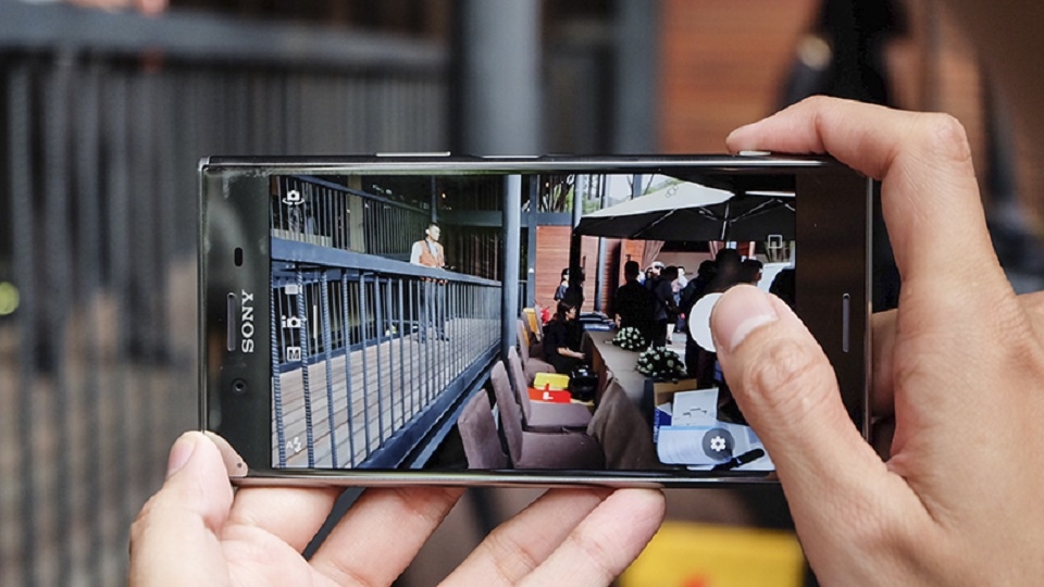 Đặt trước Sony Xperia XZ Premium tại FPT Shop (Ảnh 2)