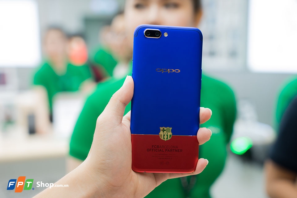 So sánh OPPO F3 và OPPO R11 Barcelona Edition (Ảnh 2) So sánh OPPO F3 và OPPO R11 Barcelona Edition (Ảnh 2)