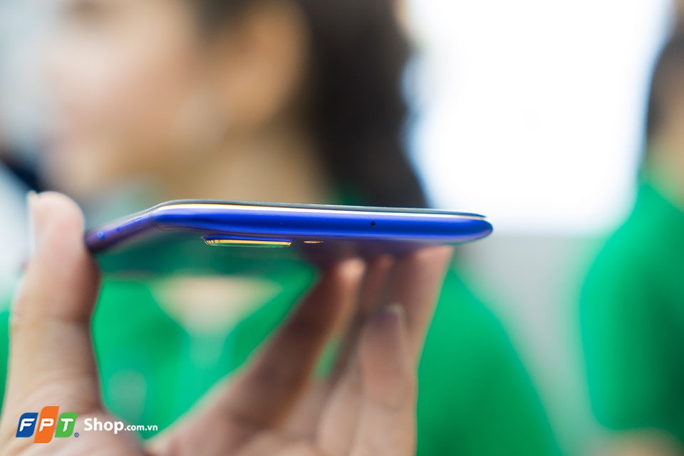 So sánh OPPO F3 và OPPO R11 Barcelona Edition (Ảnh 9) So sánh OPPO F3 và OPPO R11 Barcelona Edition (Ảnh 9)