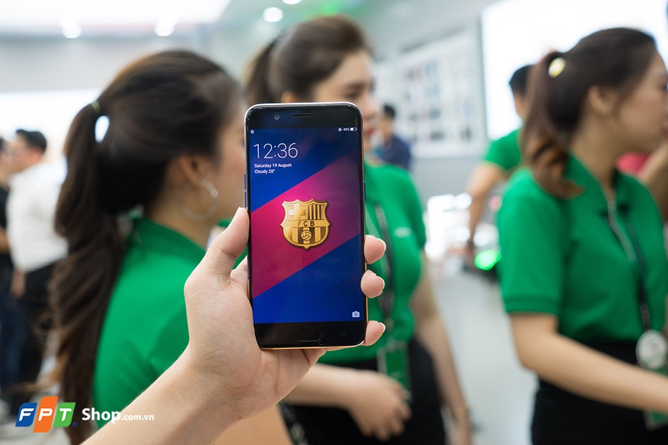 So sánh OPPO F3 và OPPO R11 Barcelona Edition (Ảnh 5) So sánh OPPO F3 và OPPO R11 Barcelona Edition (Ảnh 5)
