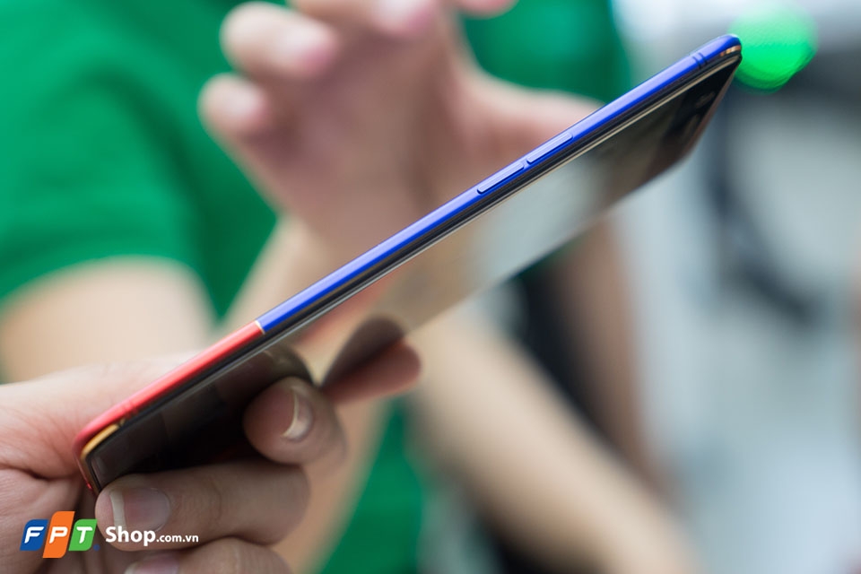 So sánh OPPO F3 và OPPO R11 Barcelona Edition (Ảnh 11) So sánh OPPO F3 và OPPO R11 Barcelona Edition (Ảnh 11)