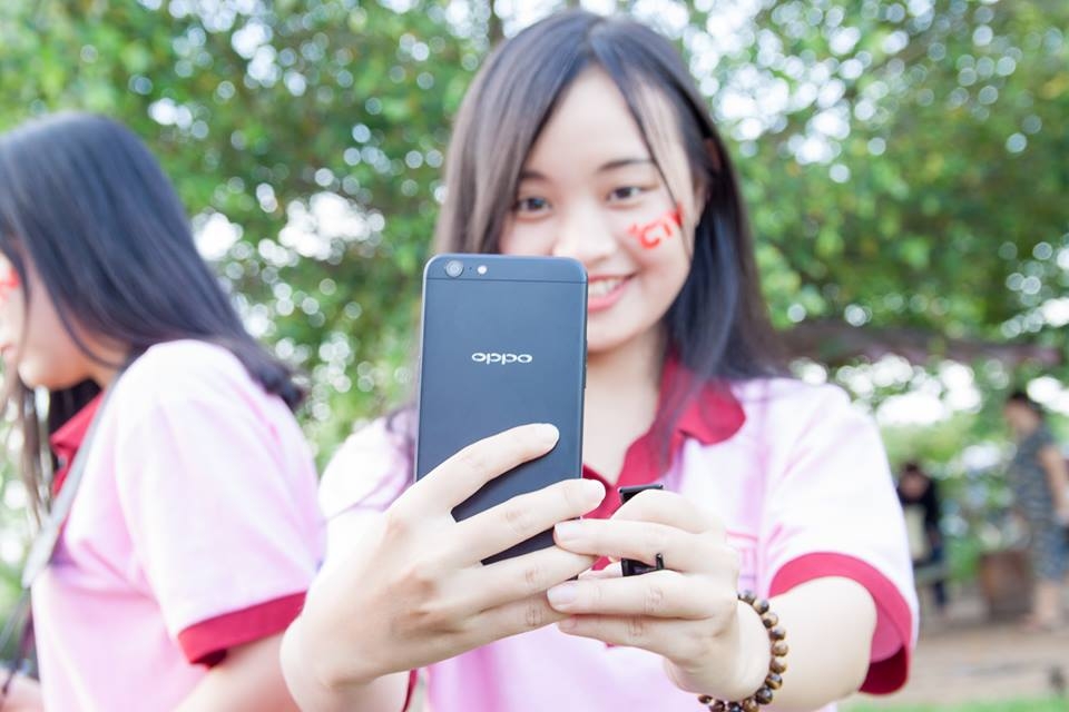 Chỉ với 890K sở hữu ngay OPPO F3 Lite tại FPT Shop (Ảnh 2)