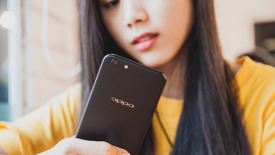 Bộ ảnh OPPO F3 Lite Matte Black, đẹp hút mê hồn (Ảnh 15)