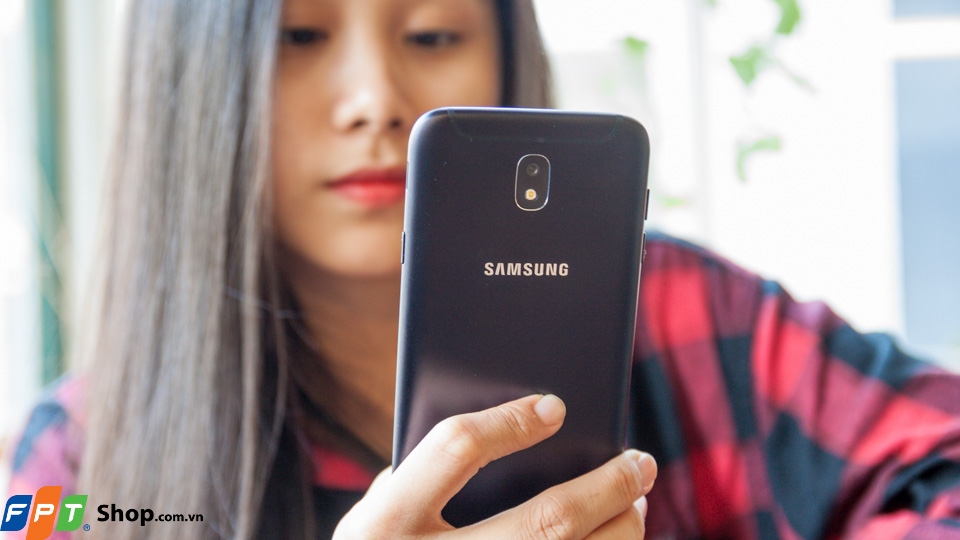 camera Samsung Galaxy J7 Pro