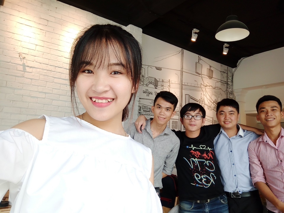 Đánh giá khả năng selfie của OPPO F3: Selfie góc rộng (Ảnh 7)