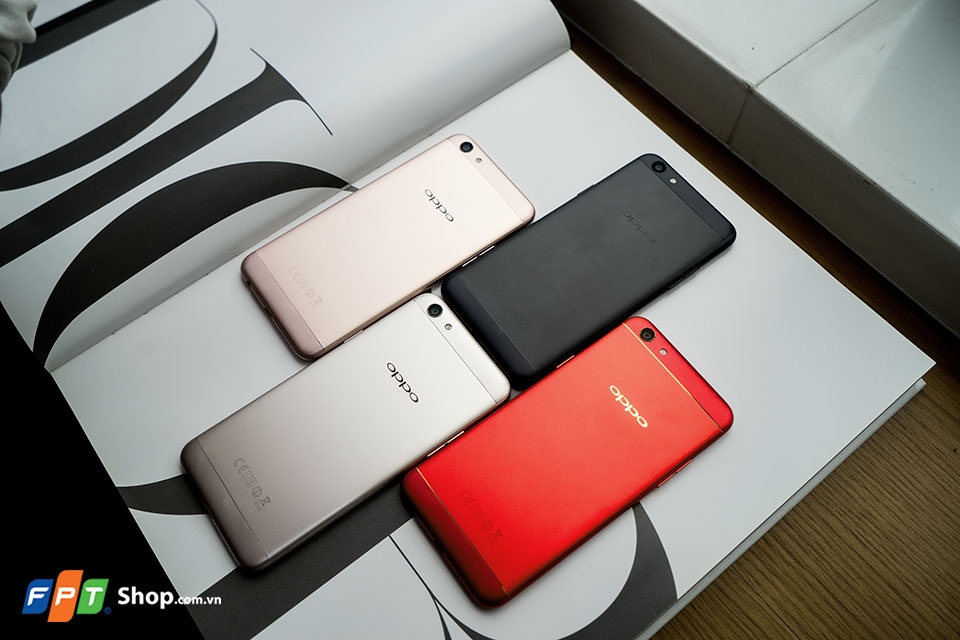 Chiêm ngưỡng và so sánh 4 phiên bản màu sắc OPPO F3 (Ảnh 1)
