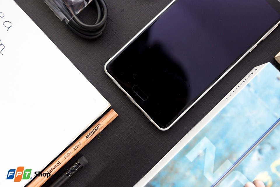 So sánh nhanh Samsung Galaxy J3 Pro và Nokia 5 (Ảnh 8)