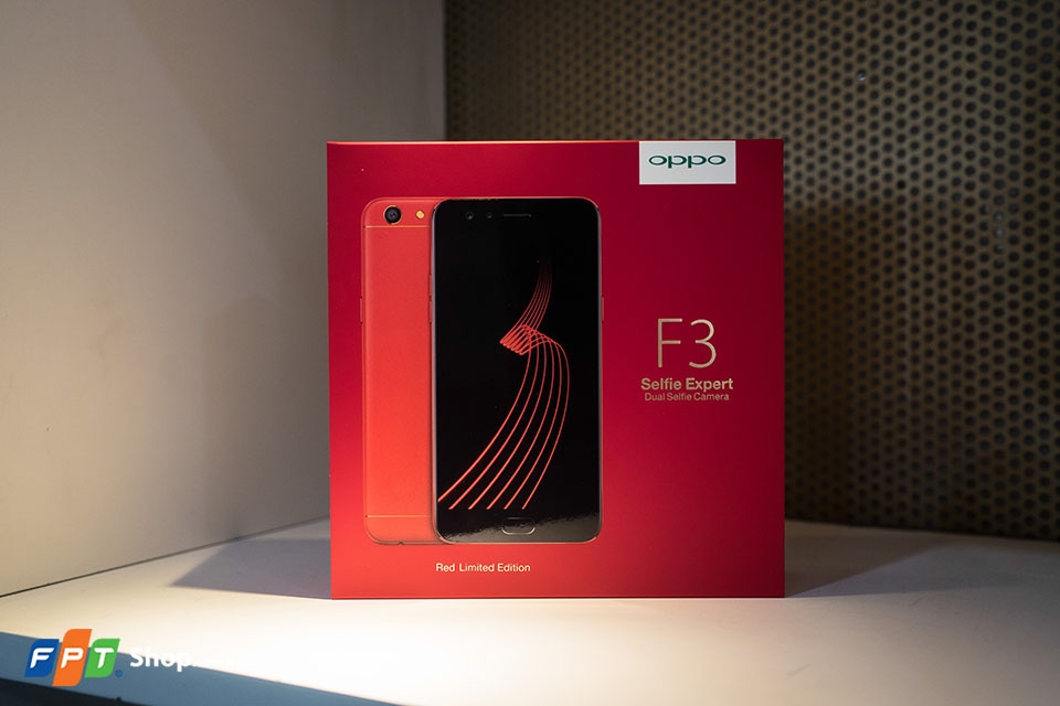Mở hộp và trên tay nhanh OPPO F3 Red: Đỏ đam mê (Ảnh 1)