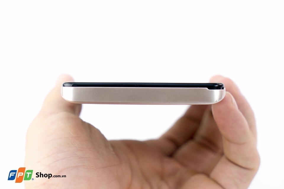 Mở hộp Itel It1508 Plus: Lựa chọn smartphone giá rẻ (Ảnh 10) Mở hộp Itel It1508 Plus: Lựa chọn smartphone giá rẻ (Ảnh 10)