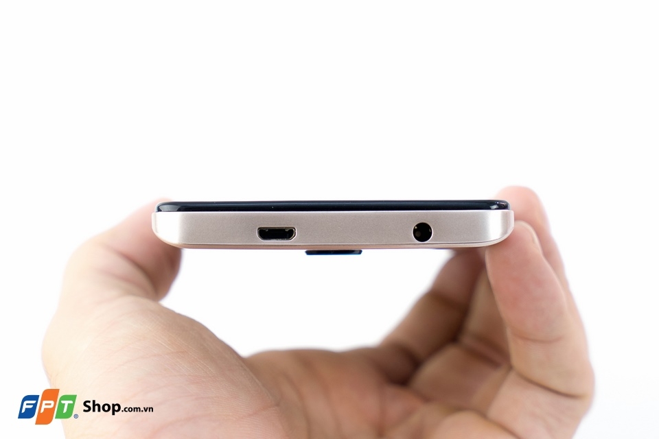 Mở hộp Itel It1508 Plus: Lựa chọn smartphone giá rẻ (Ảnh 11) Mở hộp Itel It1508 Plus: Lựa chọn smartphone giá rẻ (Ảnh 11)