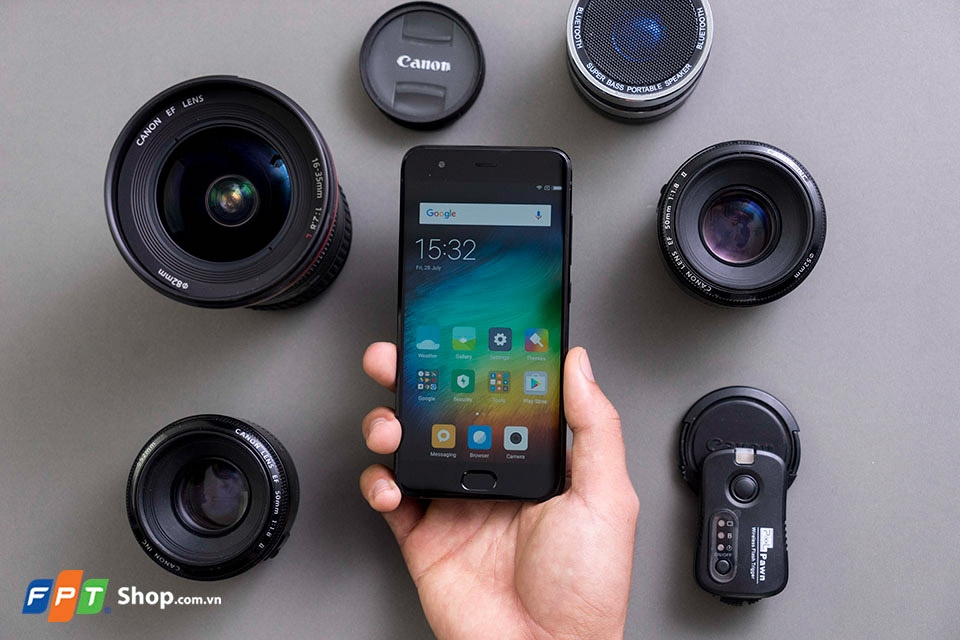 Trên tay Xiaomi Mi 6 màu Black: Thiết kế đẹp (Ảnh 6)