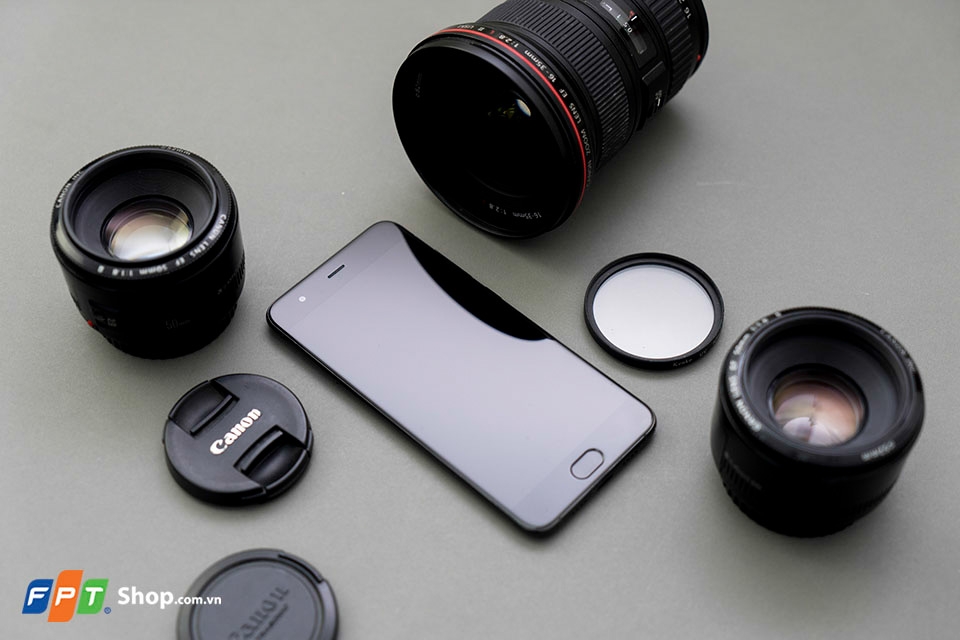 Trên tay Xiaomi Mi 6 màu Black: Thiết kế đẹp (Ảnh 7)