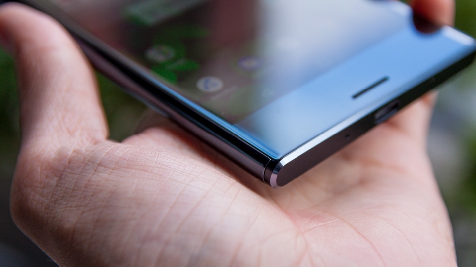 Một ngày trải nghiệm Xperia XZ Premium (Ảnh 3)