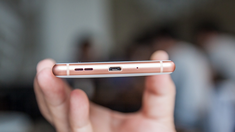 Trên tay Nokia 3 đầu tiên tại Việt Nam (Ảnh 3)