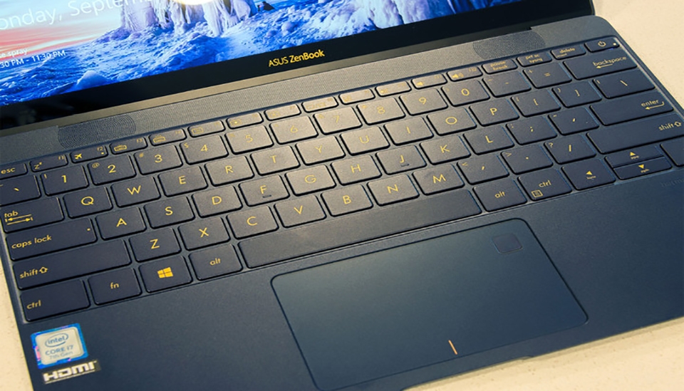 đánh giá Asus Zenbook 3