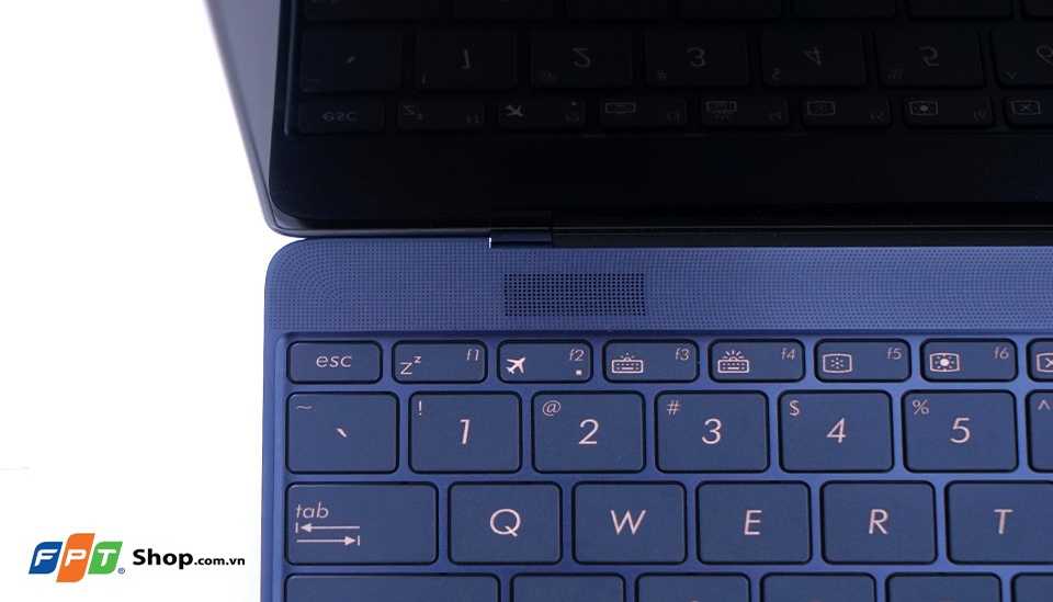 đánh giá Asus Zenbook 3