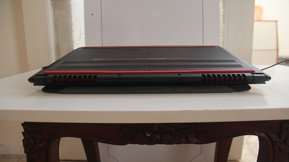 Đánh giá Dell N7559B
