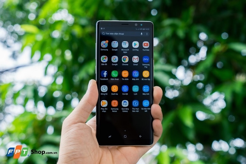 mua Galaxy Note8 hay Sony XZ Premium