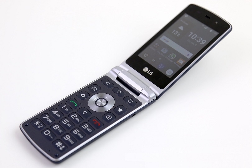 Điện thoại gấp, sản phẩm chưa bao giờ bị xem là lỗi thời Điện thoại gấp, sản phẩm chưa bao giờ bị xem là lỗi thời