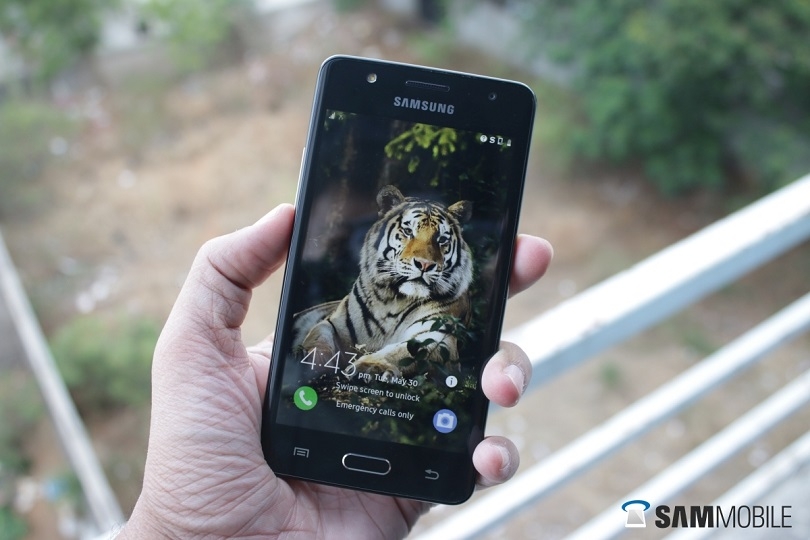 trên tay Samsung Z4