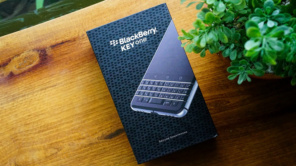 Đánh giá BlackBerry KeyOne 
