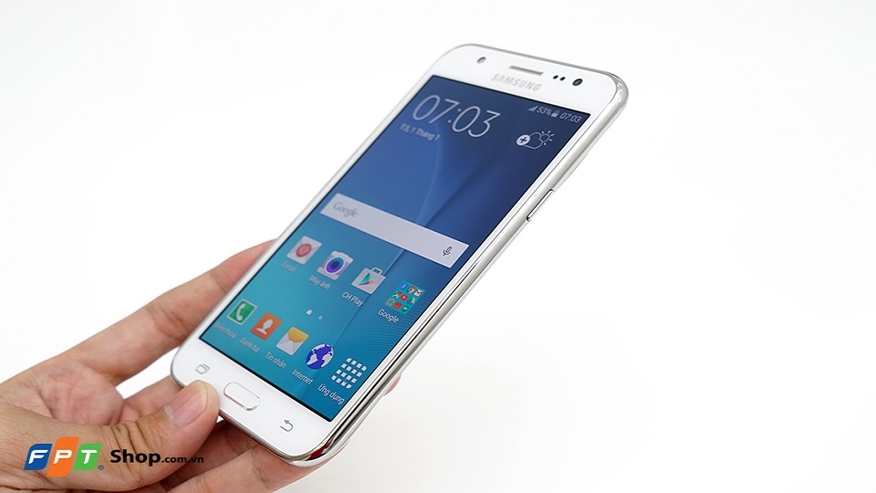 Smartphone giá rẻ