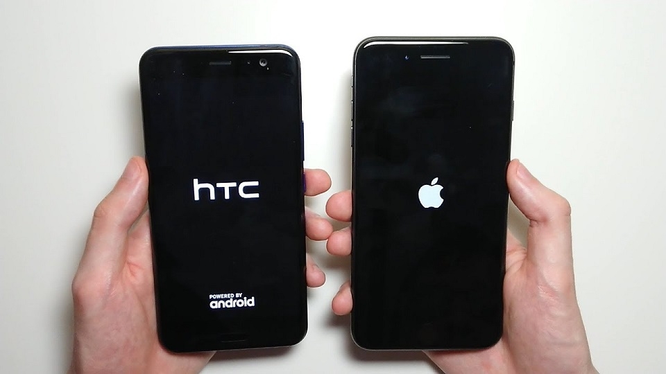 nên mua iPhone 8 Plus hay HTC U 11
