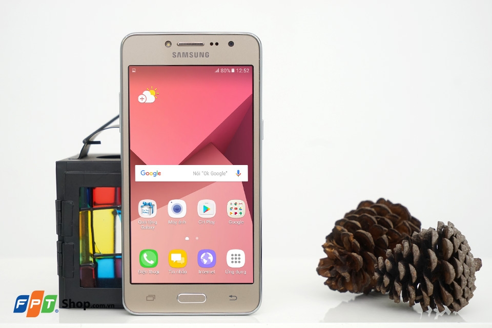 Galaxy J2 prime sở hữu màn hình PLS TFT 5.0 inch