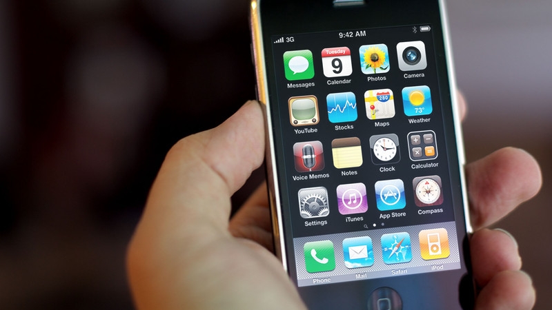 iPhone 3GS iPhone 3GS