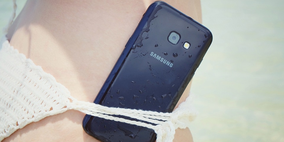 Smartphone sang chảnh, chống nước rẻ nhất của Samsung bất ngờ hạ giá cực sốc