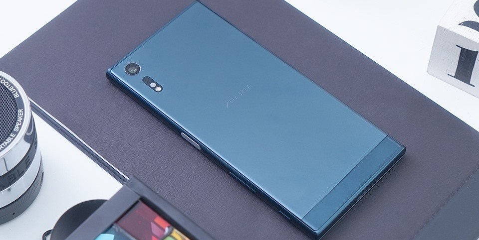 Smartphone cao cấp Sony hỗ trợ chống nước, camera 13/23MP, ROM 64GB chính thức hạ giá cực sốc