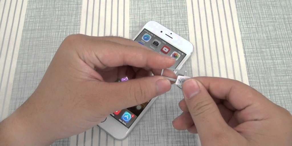 iPhone khóa mạng được mùa vì SIM