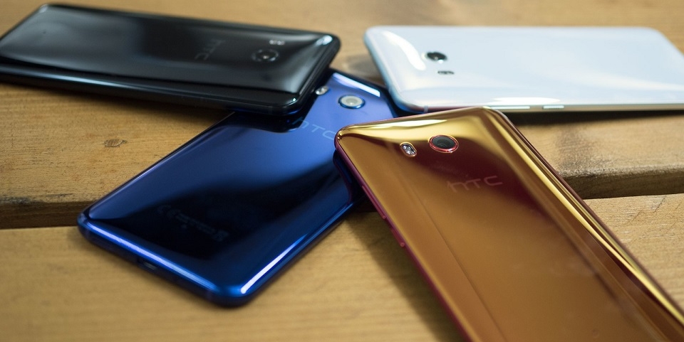 Siêu phẩm “bóp nắn”, camera tốt nhất thế giới HTC U11 lộ giá bán phải chăng tại Việt Nam