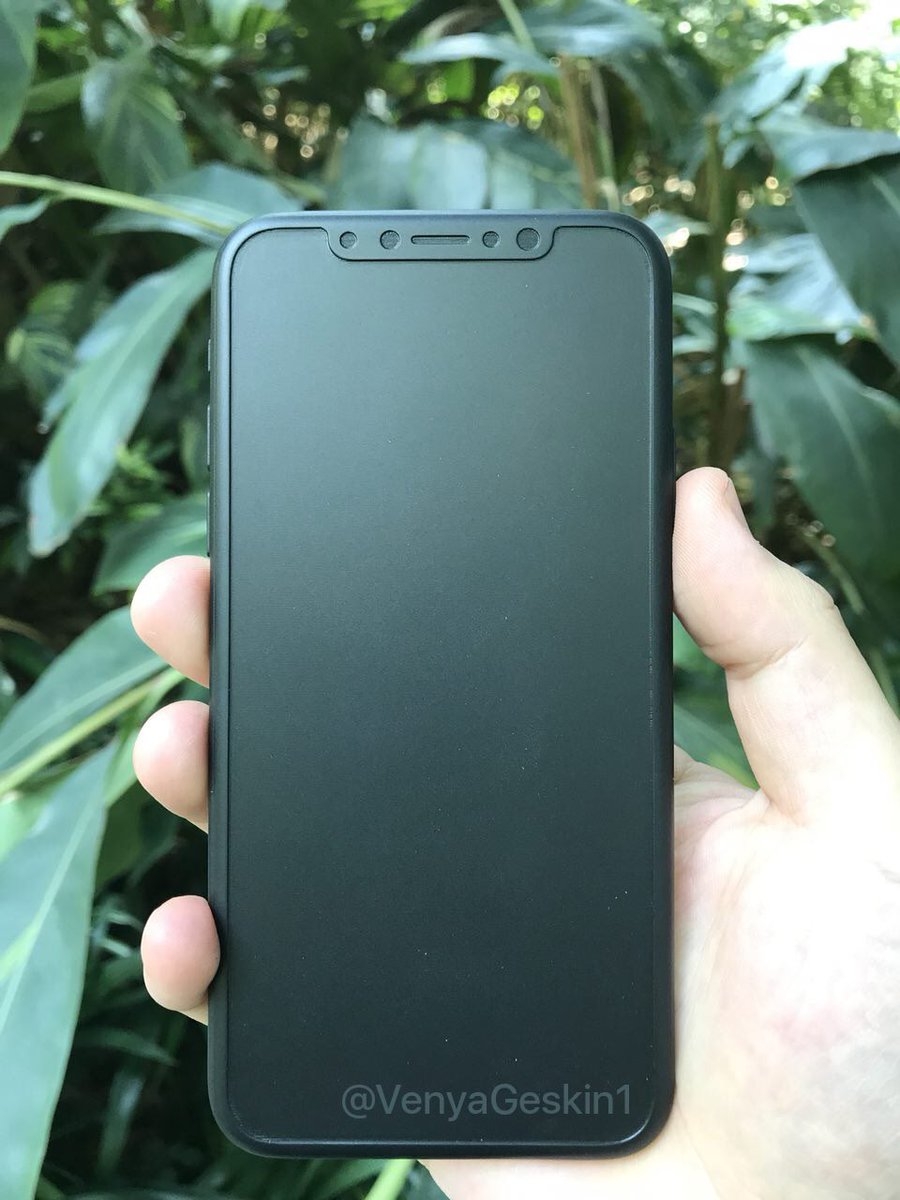 iPhone 8 tiếp tục xuất hiện trên tay người dùng, hé lộ thêm nhiều chi tiết hấp dẫn