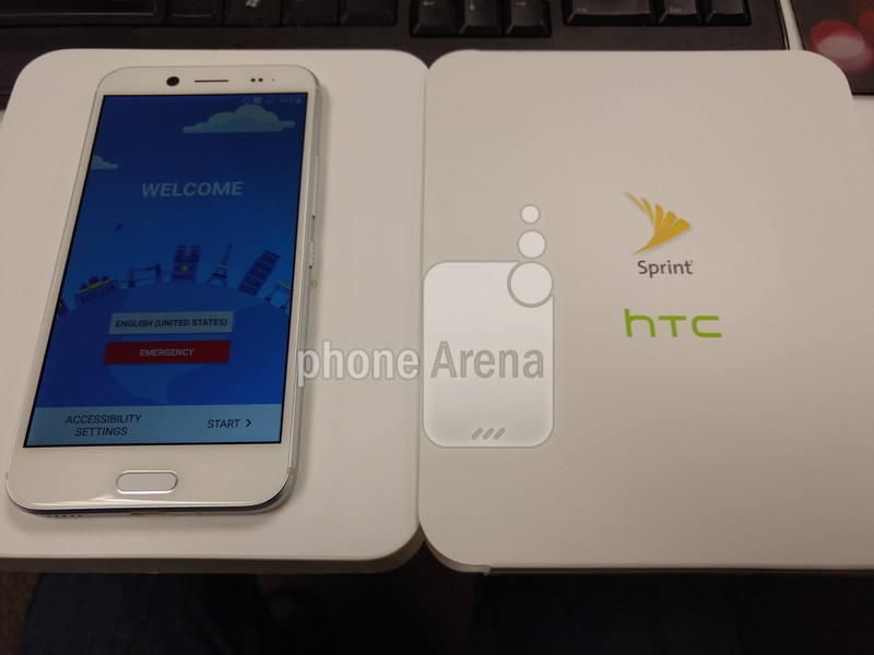 Chưa ra mắt nhưng HTC Bolt đã lộ ảnh đập hộp