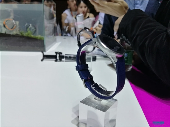 Đồng hồ Honor S1 chính thức ra mắt, thiết kế đẹp, chống nước, giá hơn 2 triệu đồng