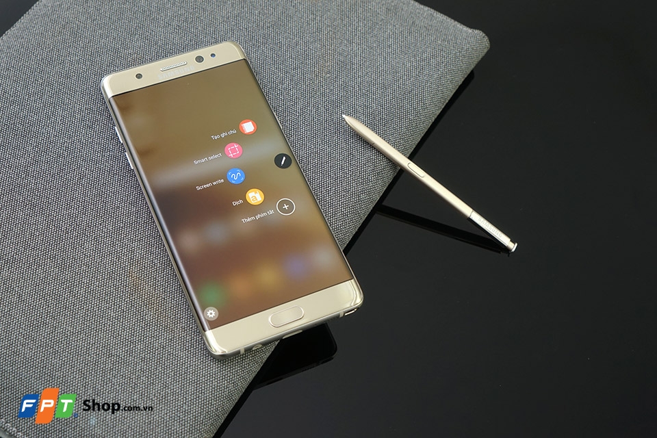 Samsung có thể thiệt hại bao nhiêu tiền trong vụ thu hồi Galaxy Note 7?