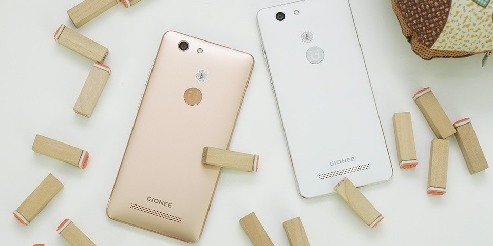 Smartphone RAM 3GB, hỗ trợ 4G được giảm giá cực sốc xuống còn dưới 2 triệu Smartphone RAM 3GB, hỗ trợ 4G được giảm giá cực sốc xuống còn dưới 2 triệu