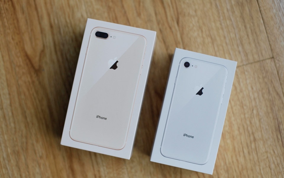 Chưa lên kệ nhưng iPhone 8, 8 Plus đầu tiên đã về Việt Nam