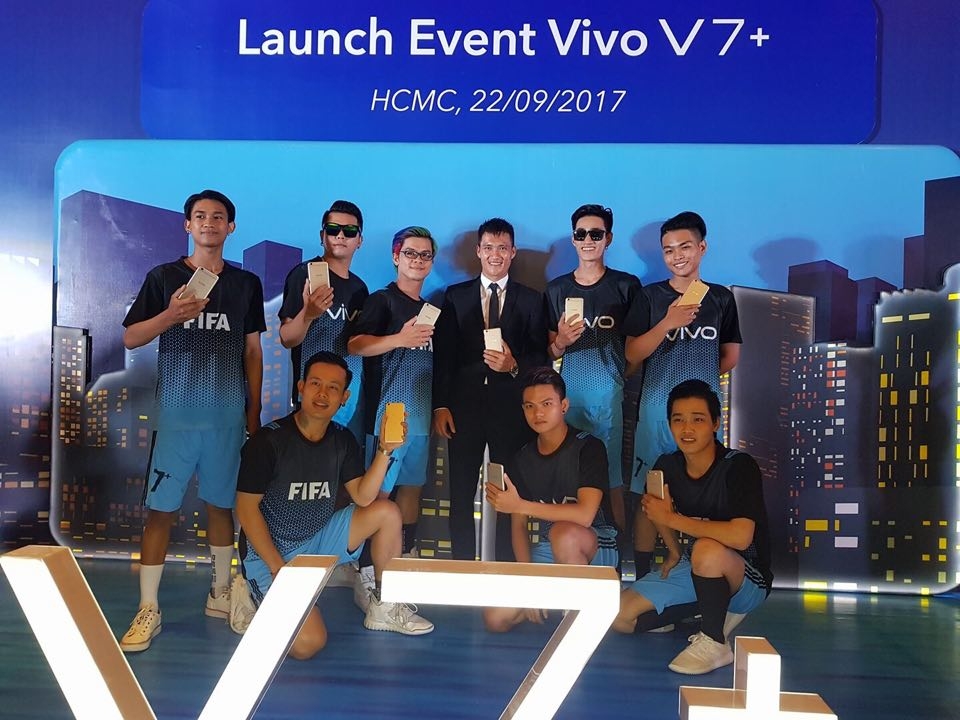 Vivo V7 Plus camera trước sau 24/16 MP, màn hình 18:9 trình làng tại Việt Nam