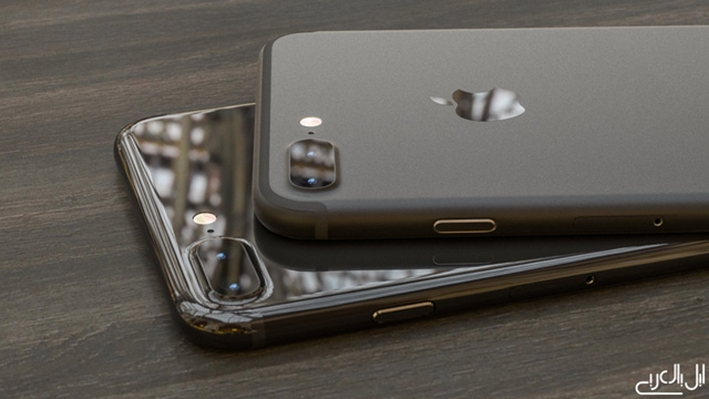 Ngắm nhìn iPhone 7 phiên bản đen bóng trước giờ G 2
