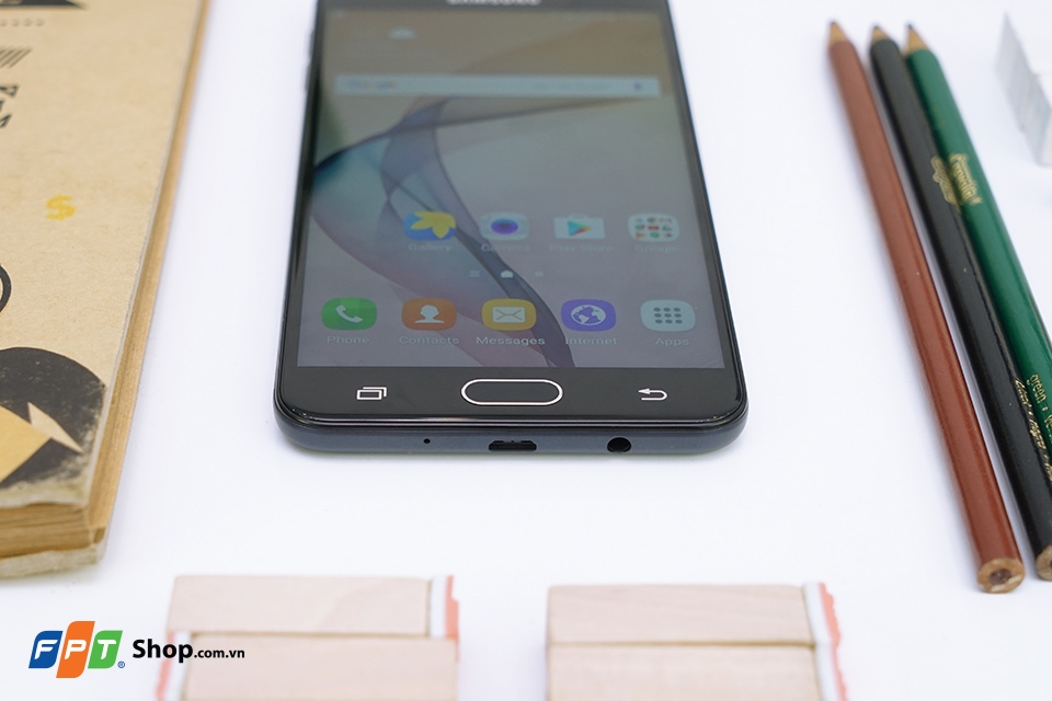 Chất lượng hiển thị trên Galaxy J7 Prime? Đừng vội phán xét Góc nhìn là điểm trừ duy nhất của công nghệ TFT