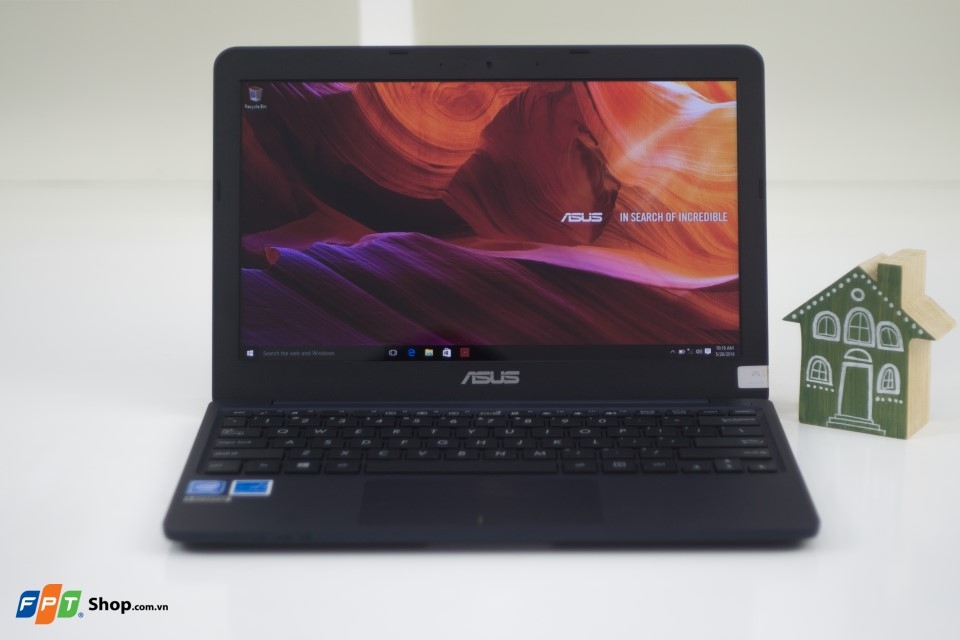 Đánh giá ASUS E200HA: Mỏng nhẹ, pin trâu, giá chất