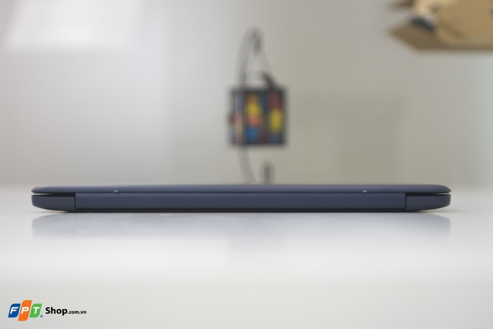 Đánh giá ASUS E200HA: Mỏng nhẹ, pin trâu, giá chất