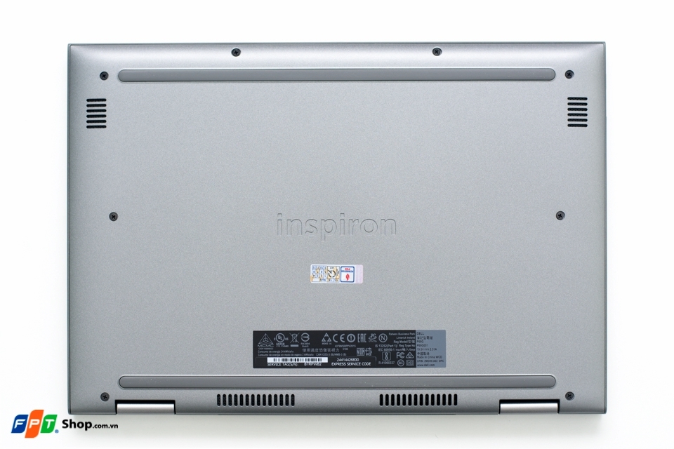 Trên tay nhanh Dell Inspiron 13-5368: Xoay gập 360 độ Trên tay nhanh Dell Inspiron 13-5368: Xoay gập 360 độ
