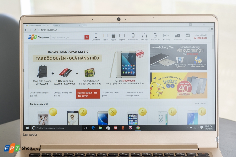 Lenovo ideapad 710S đọ sắc cùng MacBook Pro Retina 13